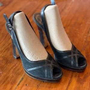 👜COLE HAAN Leather Slingback Heels